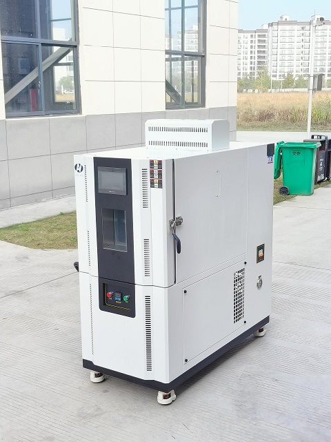 DW-100C低溫試驗(yàn)箱